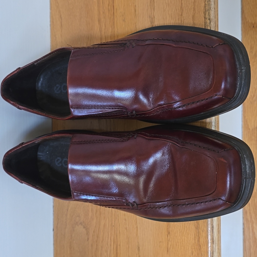 Ecco Helsinki Brown Leather Mens Dress Shoes Slip-Ons Size 44 US 11